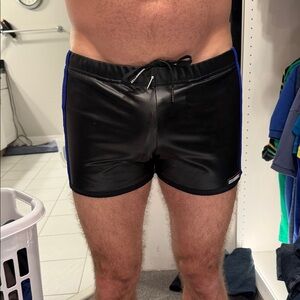 Sleek Black Athletic Men's Shorts